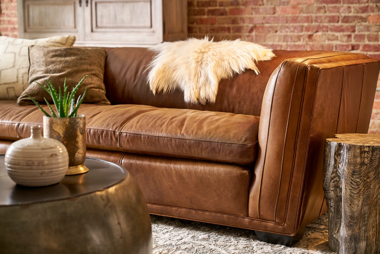 Gloria Sofa