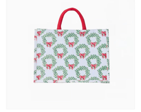 Classic Market Shopper Wreath & Ribbon