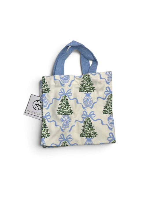 Petite Carry Tote Winter Pines