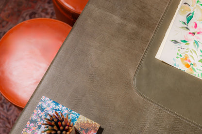 Agenda Desk