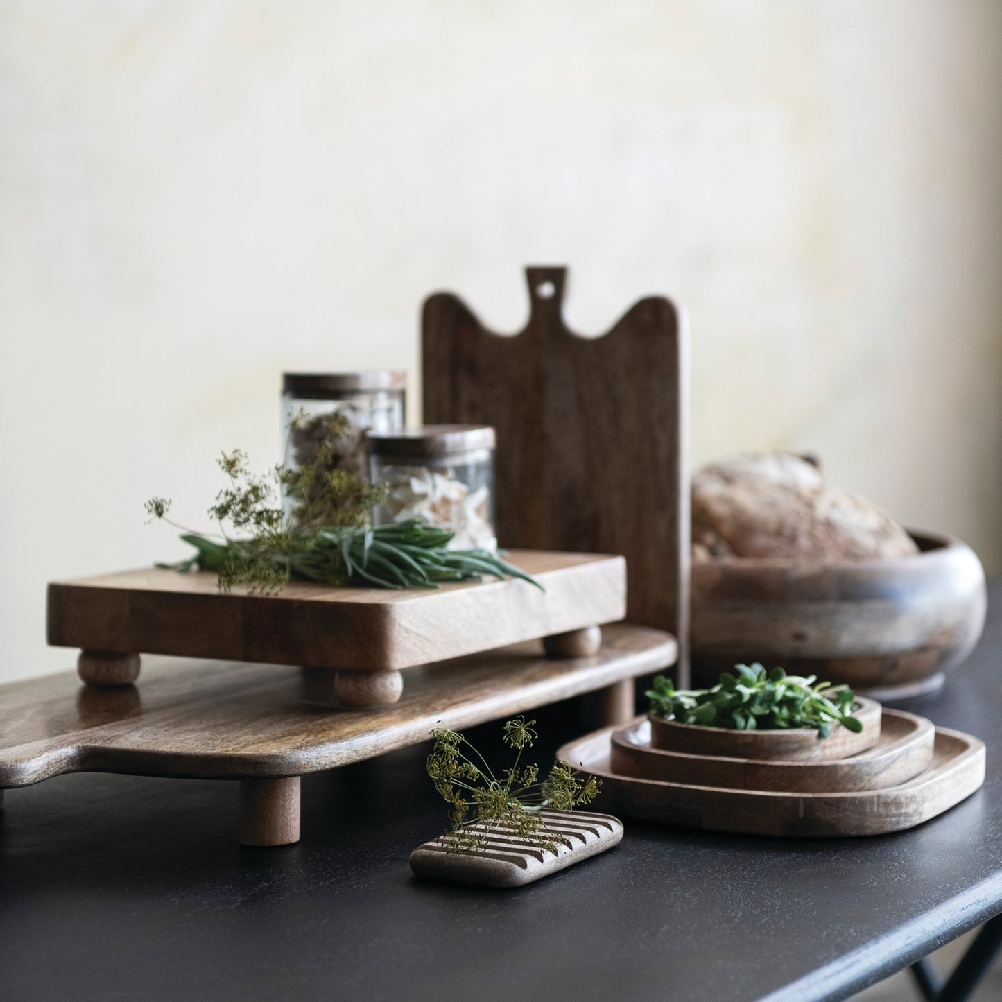 Mango Wood Footed Serving Board with Handle